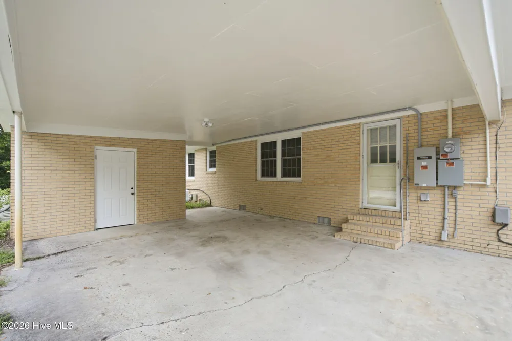 120 Windemere Road Wilmington, NC 28405
