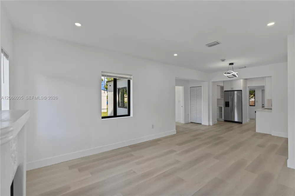 1771 NW 48th St Miami, FL 33142