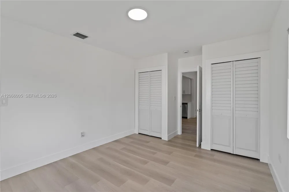 1771 NW 48th St Miami, FL 33142