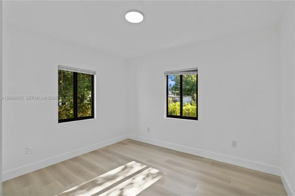 1771 NW 48th St Miami, FL 33142