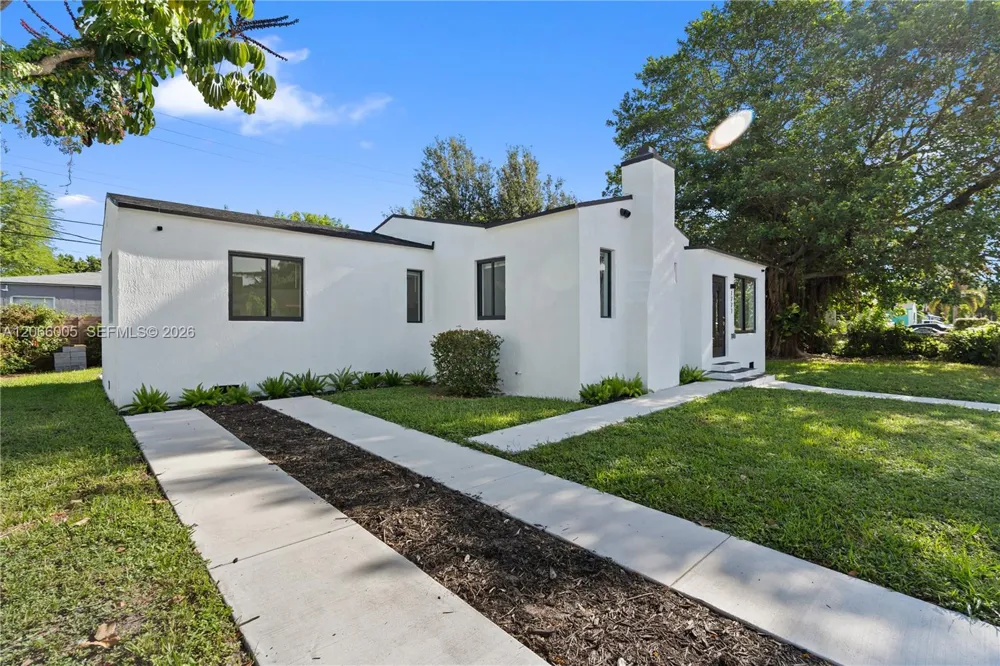 1771 NW 48th St Miami, FL 33142