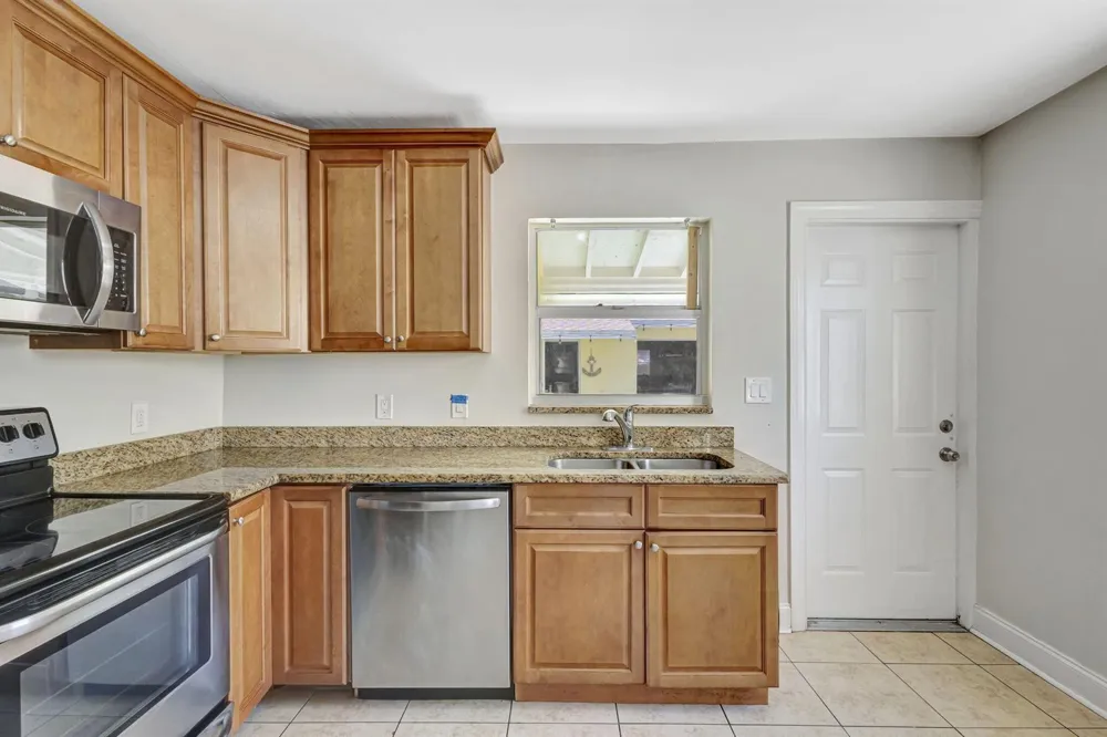 510 48th Street West Palm Beach, FL 33407