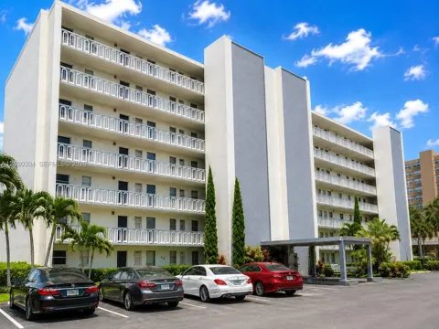 301 NE 14th Ave #507