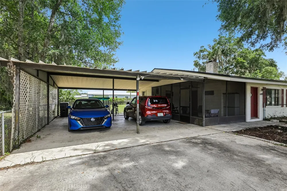 1109 W C 48 Bushnell, FL 33513