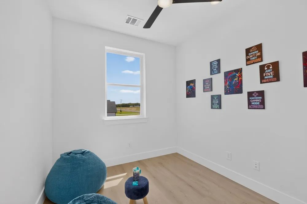 204 CR 4615 Wolfe City, TX 75496