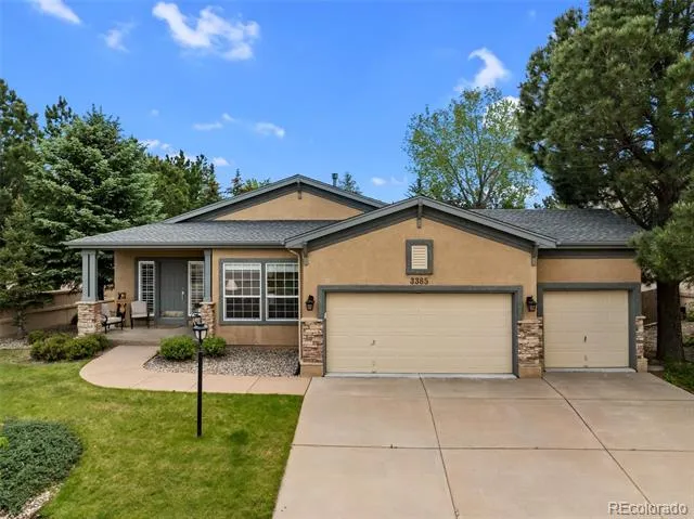 3385 Hollycrest Drive Colorado Springs, CO 80920