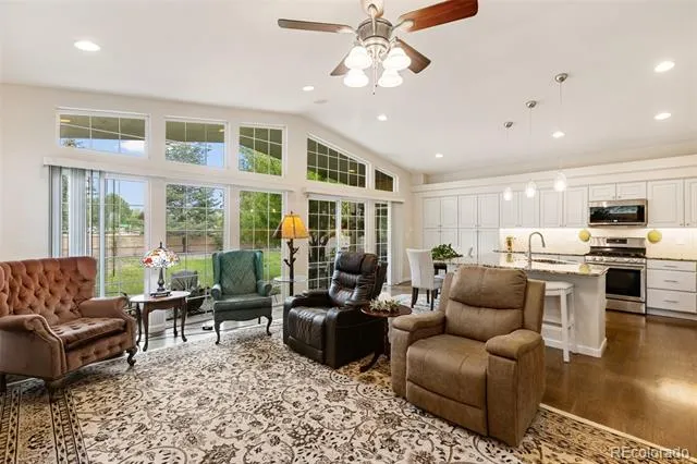 3385 Hollycrest Drive Colorado Springs, CO 80920