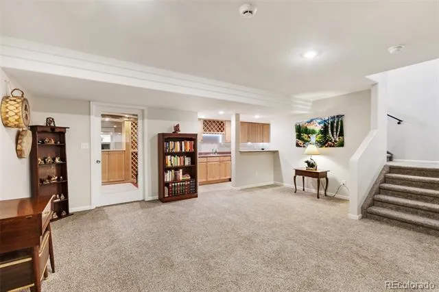 3385 Hollycrest Drive Colorado Springs, CO 80920