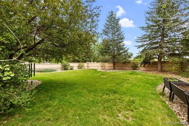 3385 Hollycrest Drive Colorado Springs, CO 80920