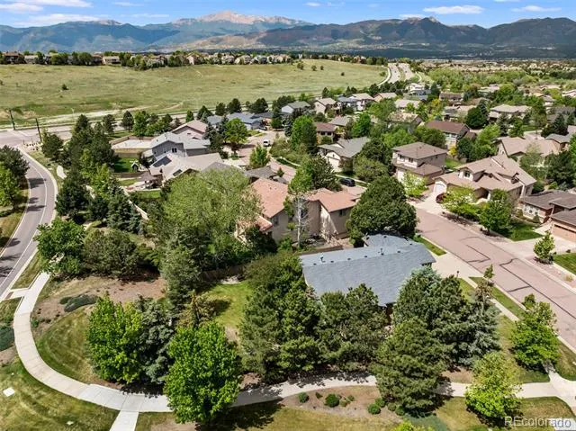 3385 Hollycrest Drive Colorado Springs, CO 80920
