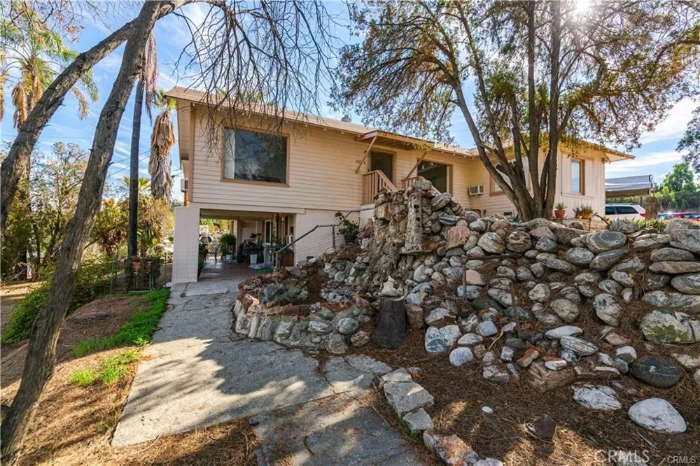 11288 San Juan #A&B Loma Linda, CA 92354