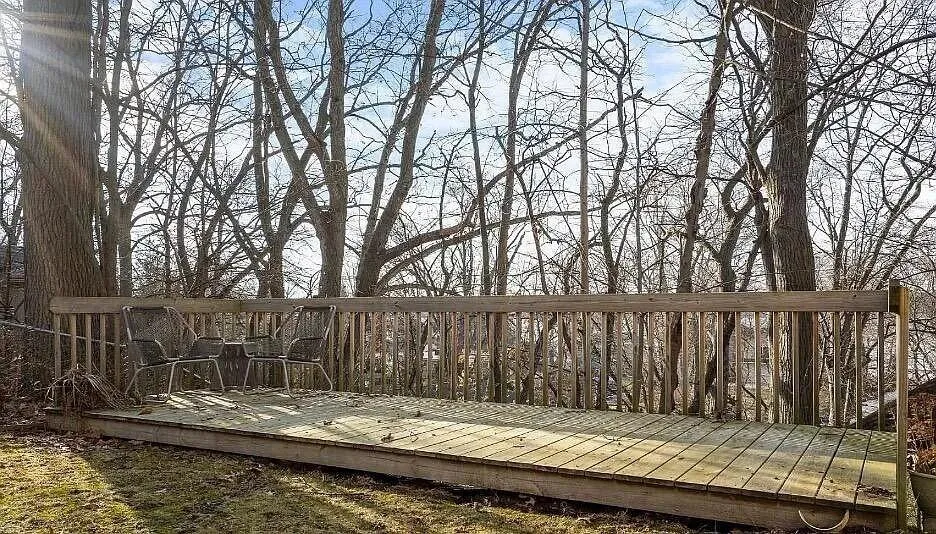 11816 Highridge Drive Pinckney, MI 48169