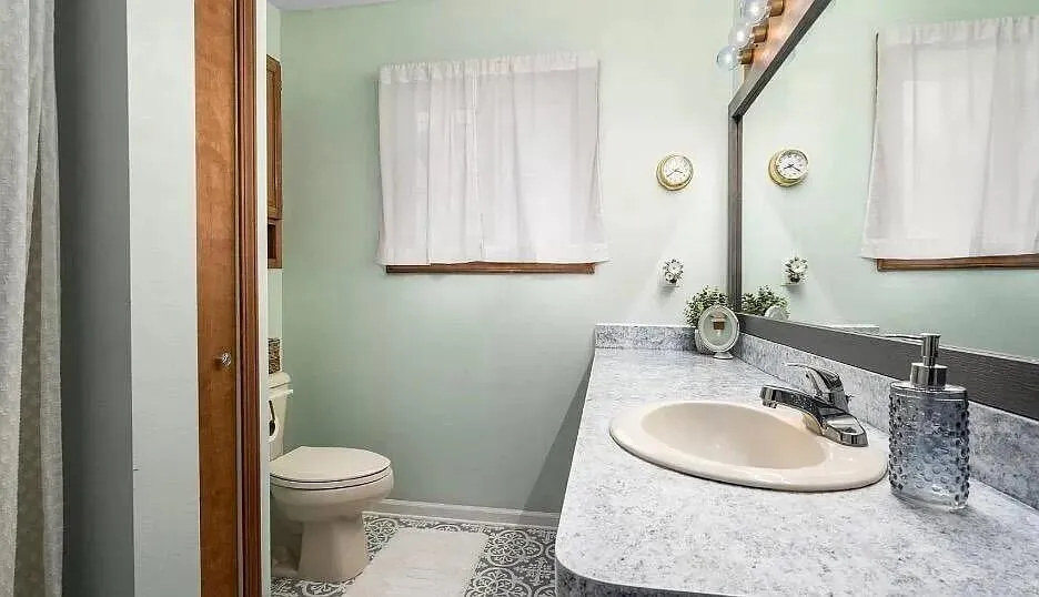 11816 Highridge Drive Pinckney, MI 48169