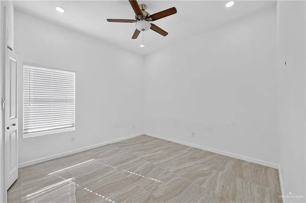 820 Rancho La Joya Street La Joya, TX 78560