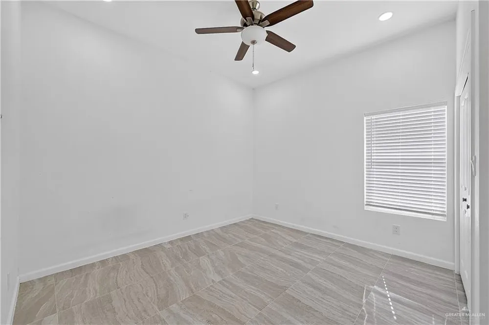 820 Rancho La Joya Street La Joya, TX 78560