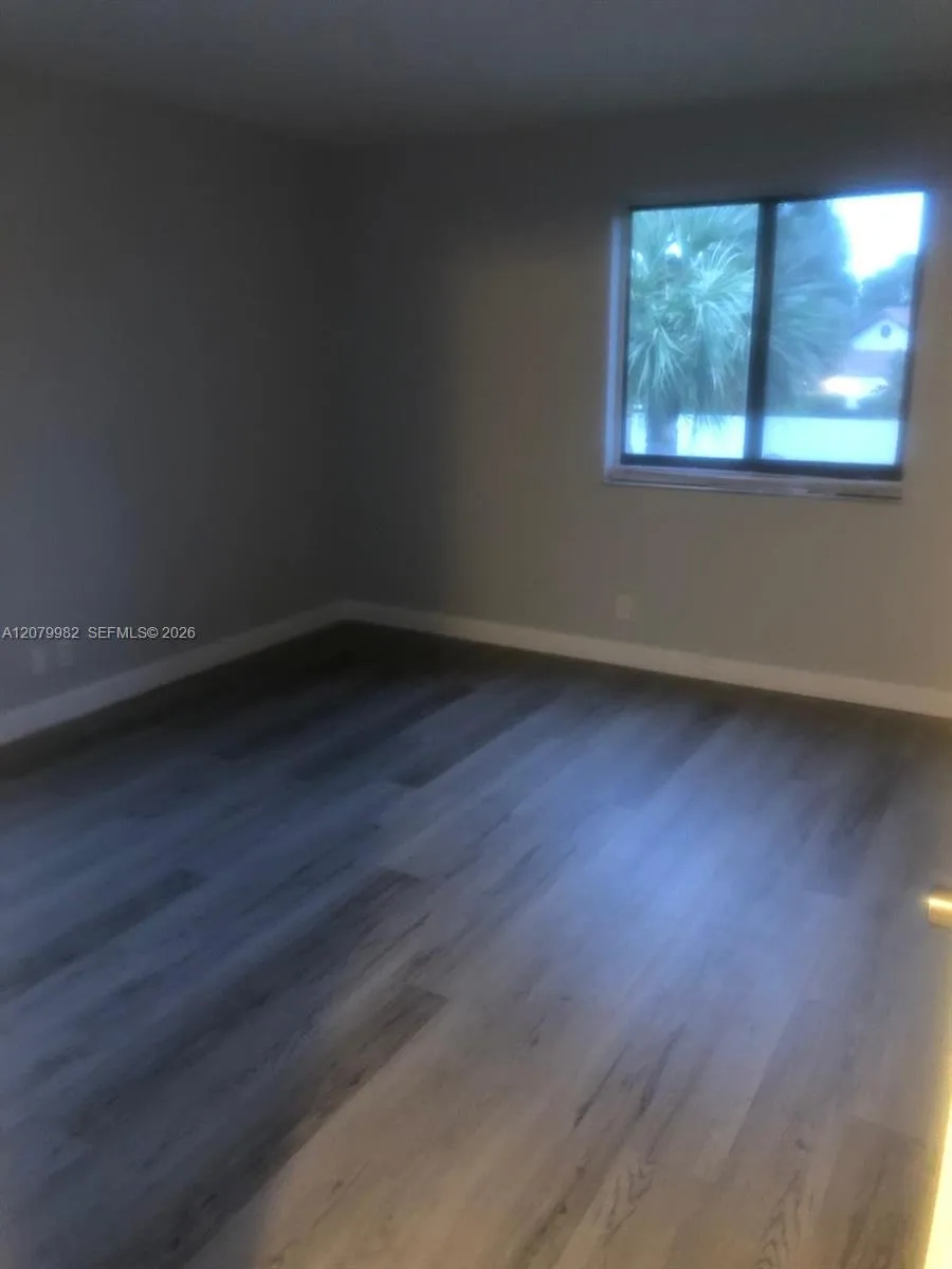 3700 Pine Island Rd #202 Sunrise, FL 33351