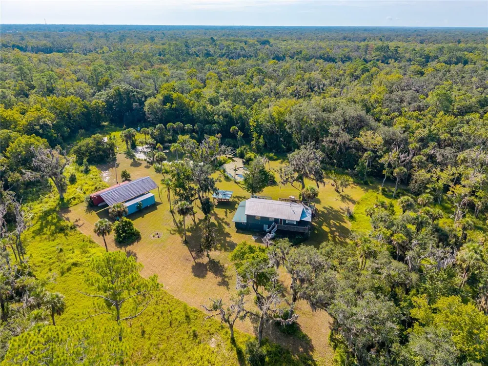 1879 HIDEAWAY LANE Edgewater, FL 32132