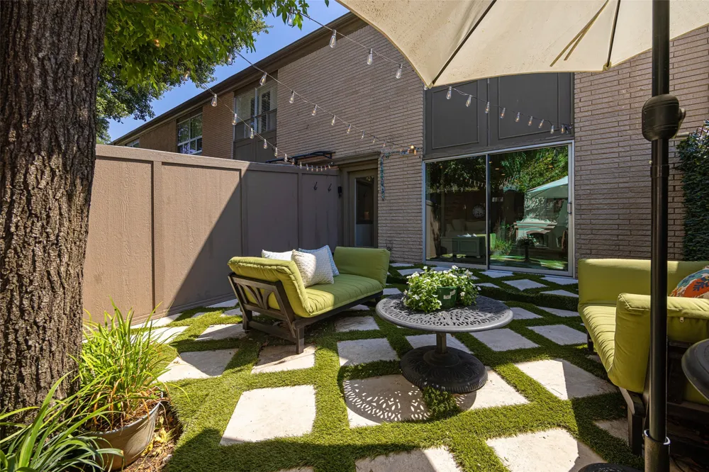 7424 W Northwest Highway #9 Dallas, TX 75225