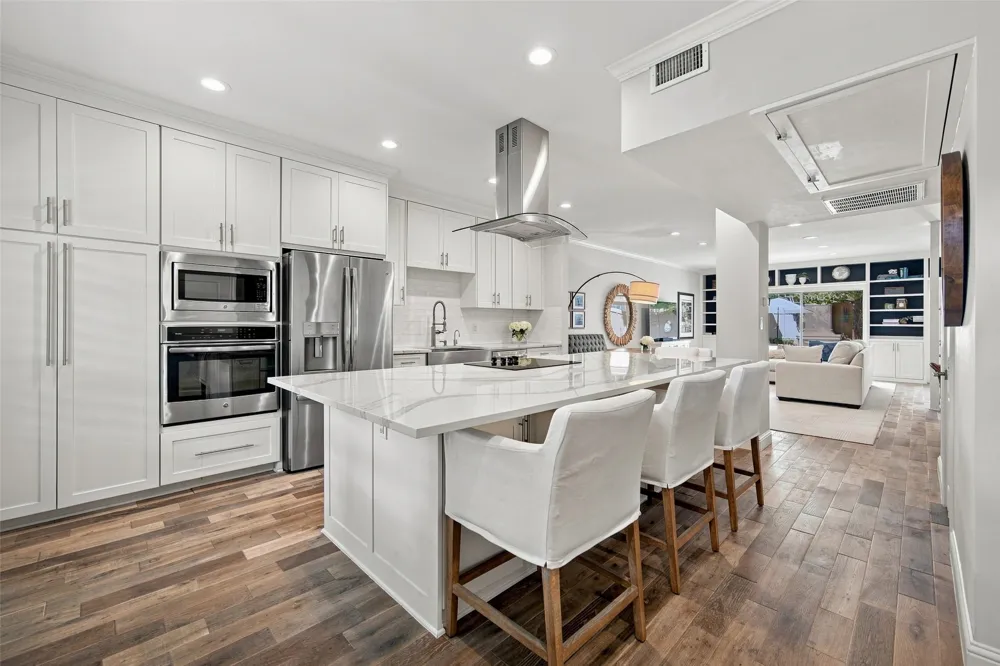 7424 W Northwest Highway #9 Dallas, TX 75225