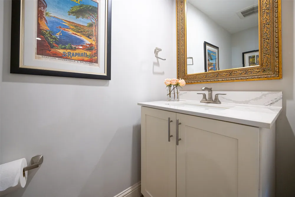 7424 W Northwest Highway #9 Dallas, TX 75225