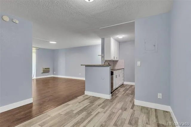 2281 S Vaughn Way #104A Aurora, CO 80014