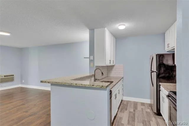 2281 S Vaughn Way #104A Aurora, CO 80014