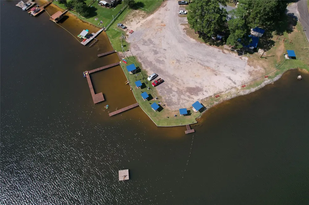 105 Saxon Lane Woodville, TX 75979