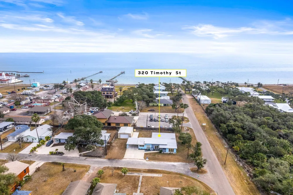 320 Timothy Street Rockport, TX 78382