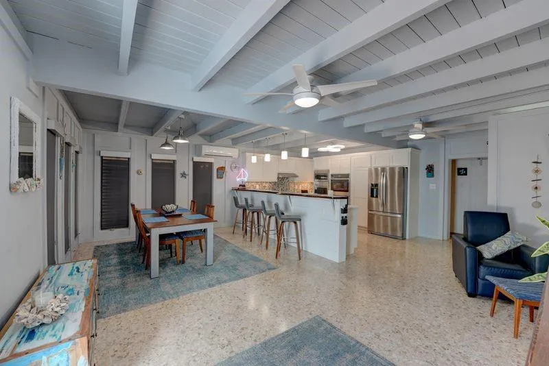 320 Timothy Street Rockport, TX 78382
