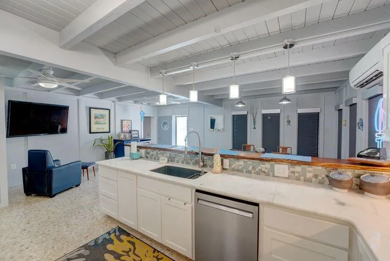 320 Timothy Street Rockport, TX 78382