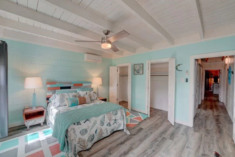 320 Timothy Street Rockport, TX 78382