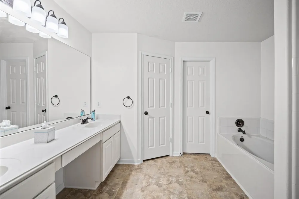 9897 Expedition Trail Conroe, TX 77385