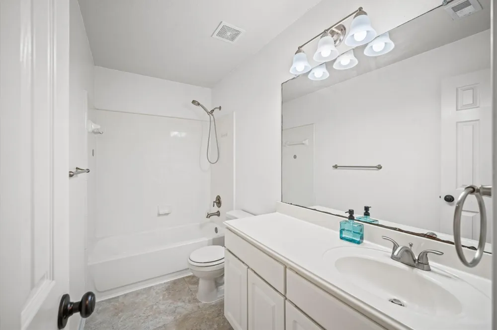 9897 Expedition Trail Conroe, TX 77385