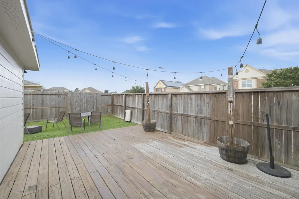 9897 Expedition Trail Conroe, TX 77385