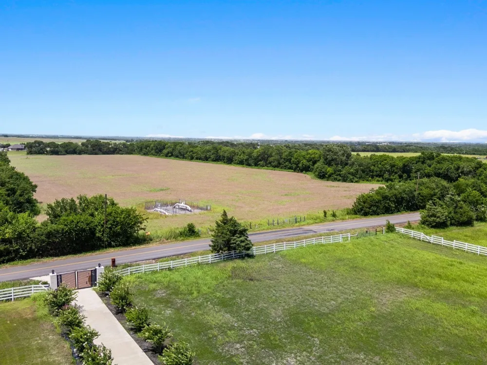12380 County Road 633 Blue Ridge, TX 75424
