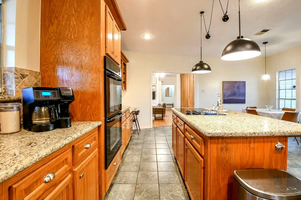 22035 Buescher Road Tomball, TX 77377