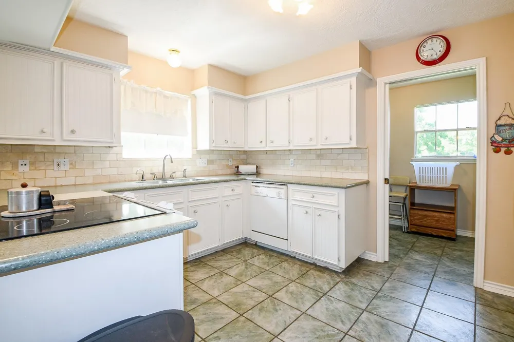 22035 Buescher Road Tomball, TX 77377