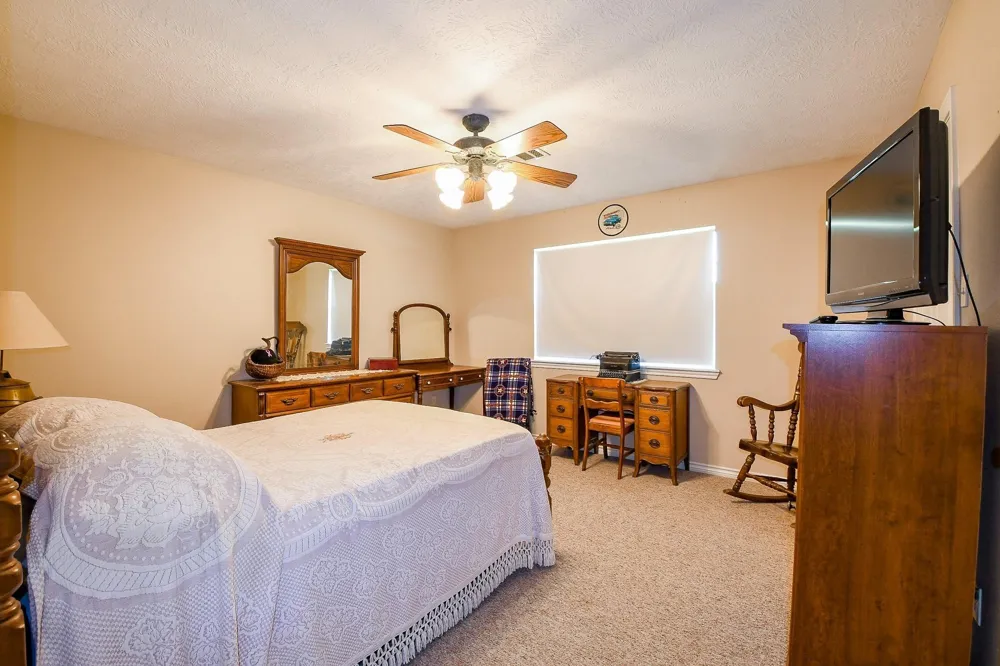 22035 Buescher Road Tomball, TX 77377