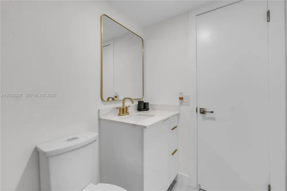 5100 SW 90th Ave #109 Cooper City, FL 33328