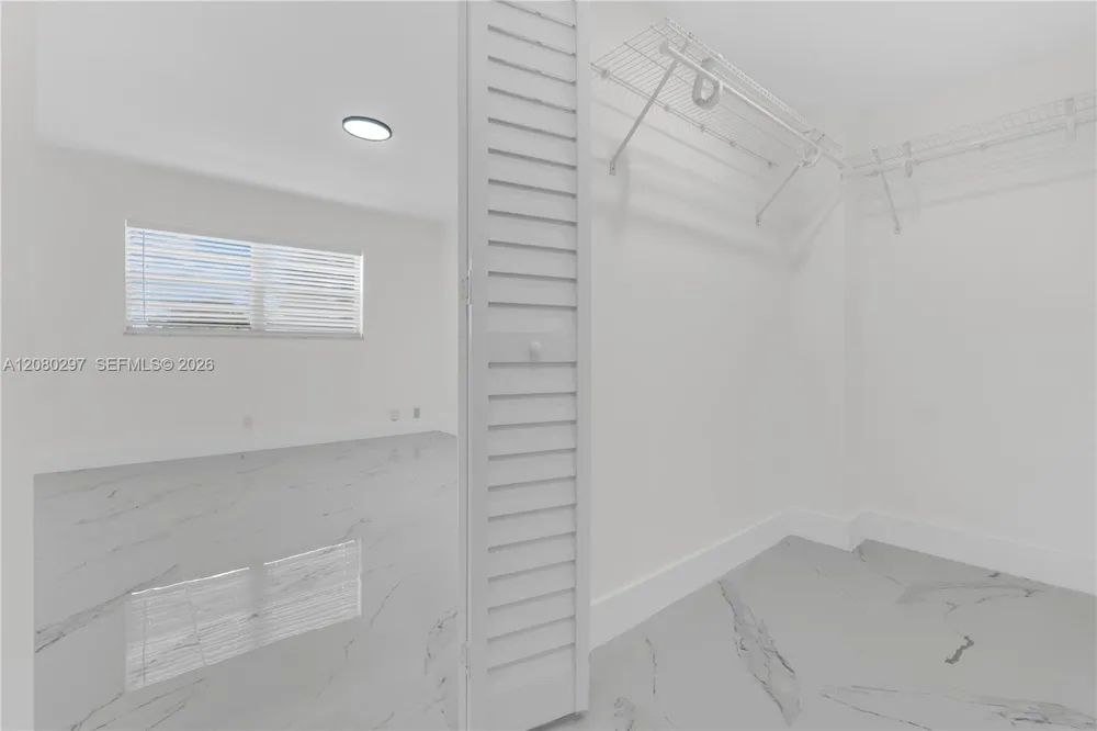 5100 SW 90th Ave #109 Cooper City, FL 33328