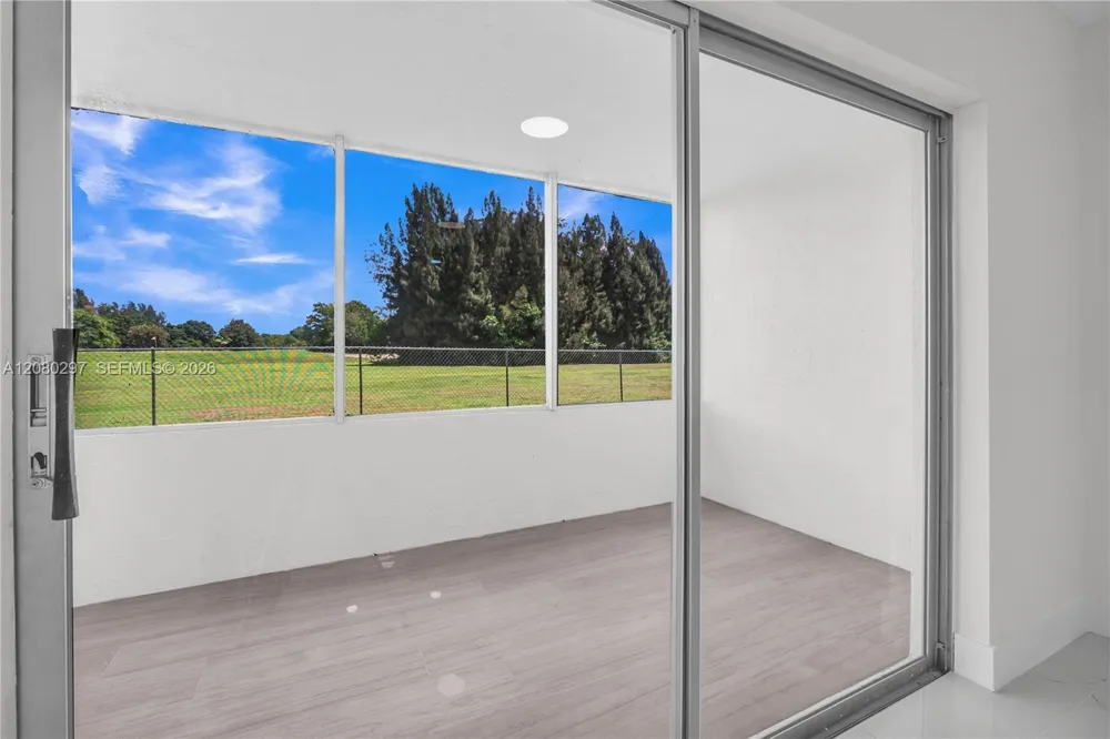 5100 SW 90th Ave #109 Cooper City, FL 33328