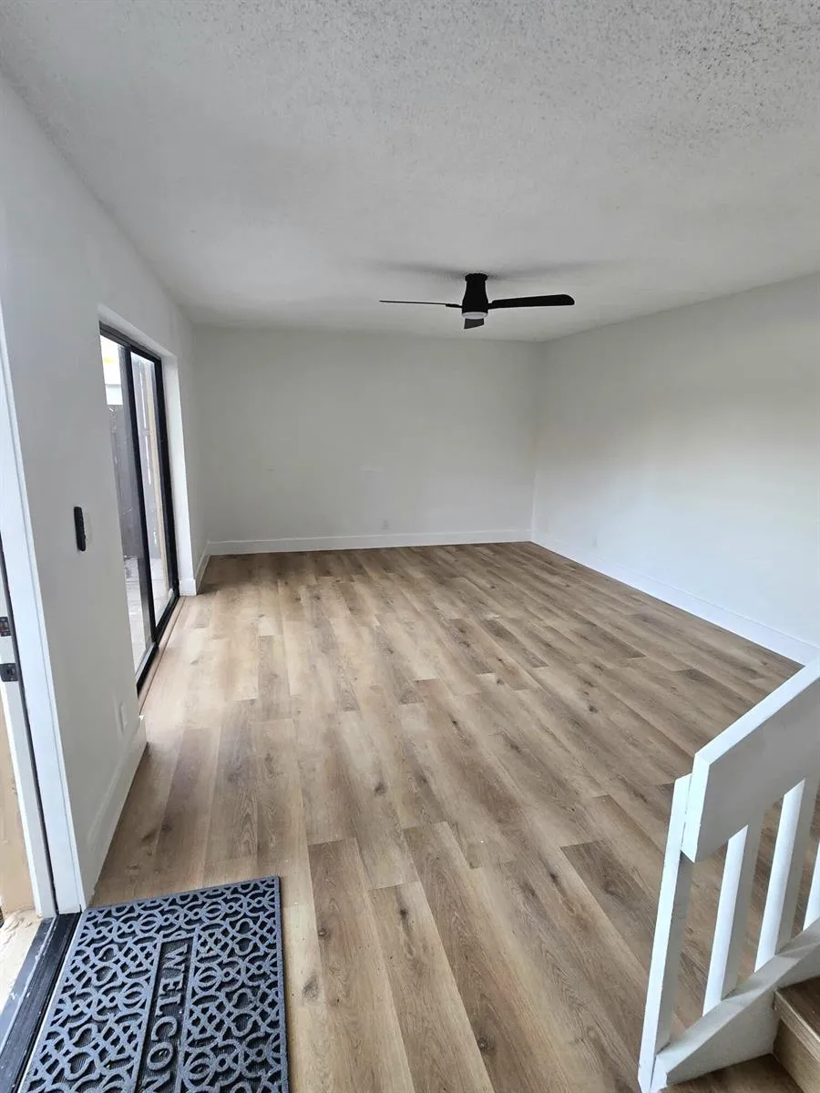 4204 WATERVIEW CIRCLE Palm Springs, FL 33461