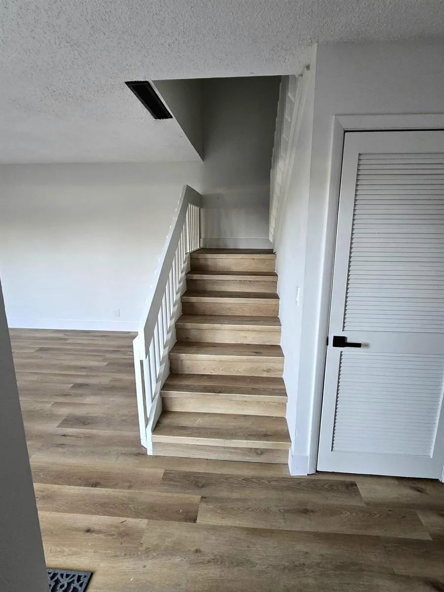 4204 WATERVIEW CIRCLE Palm Springs, FL 33461