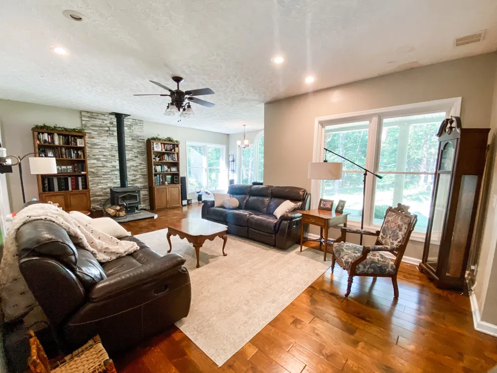 1006 Clearview Pt Cottontown, TN 37048