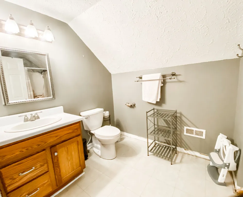 1006 Clearview Pt Cottontown, TN 37048