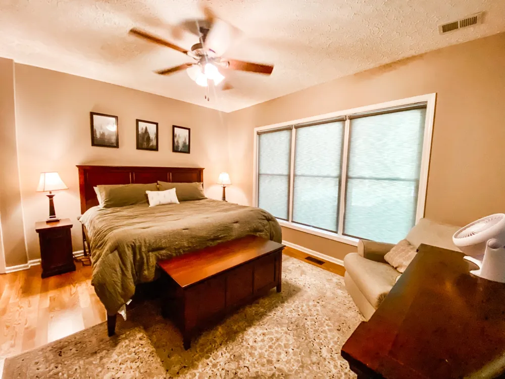 1006 Clearview Pt Cottontown, TN 37048