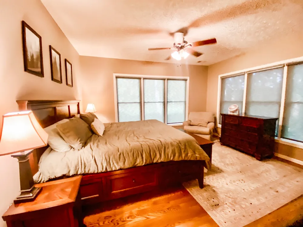 1006 Clearview Pt Cottontown, TN 37048