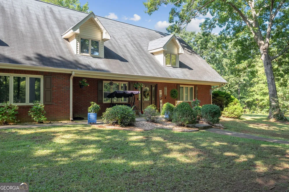 205 High Point Forest DR Covington, GA 30016