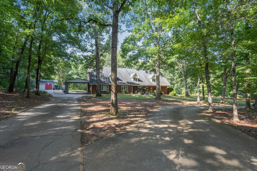 205 High Point Forest DR Covington, GA 30016