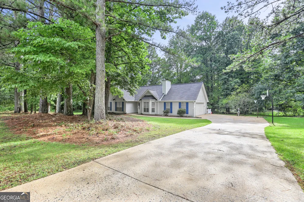 188 Widewater DR Newnan, GA 30265